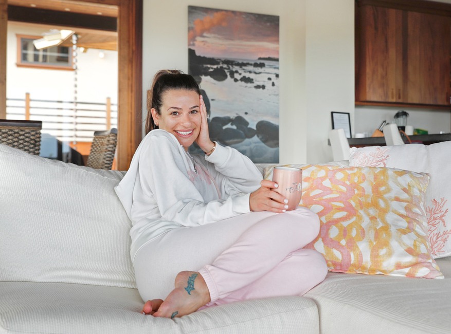 Lea Michele, Bachelorette party, Hawaii, Booking.com